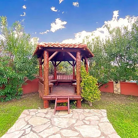 Lochville 2 Bedroom With Private Pool Отель
